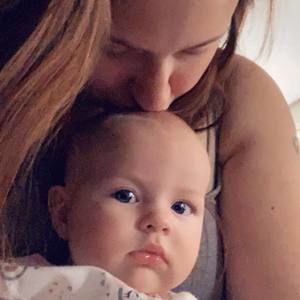 Meet your Posher, Jennie